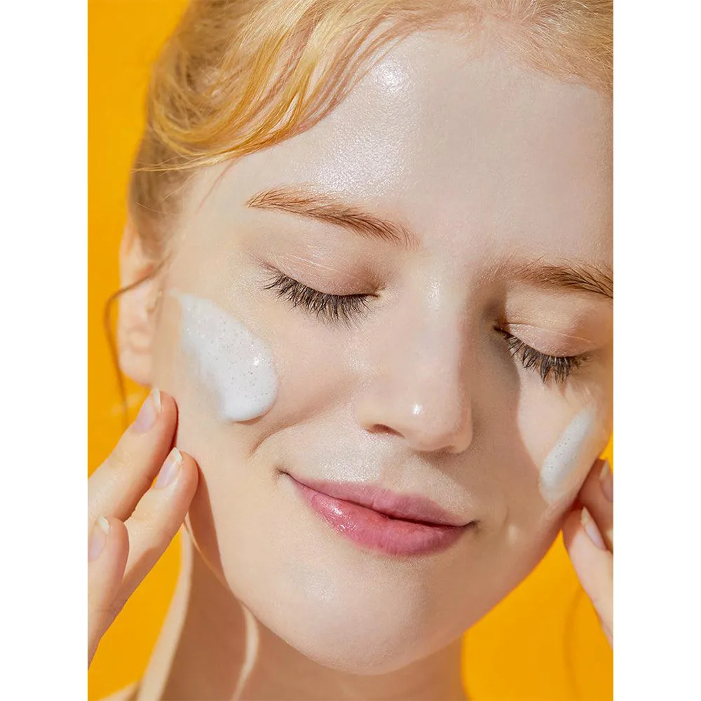 ژل موسین حلزون پاک کننده ملایم و آبرسان کوزارکس