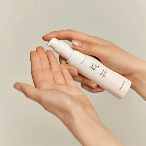 سرم ضد آفتاب جینسینگ بیوتی آف جوسان Beauty of Joseon Ginseng Moist Sun Serum  SPF50